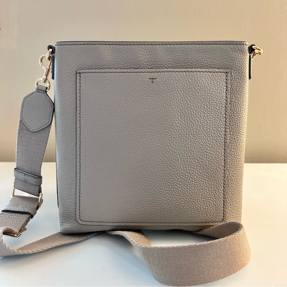 Tory Burch Gray Pebbled Leather Crossbody Purse - Picture 3 of 7
